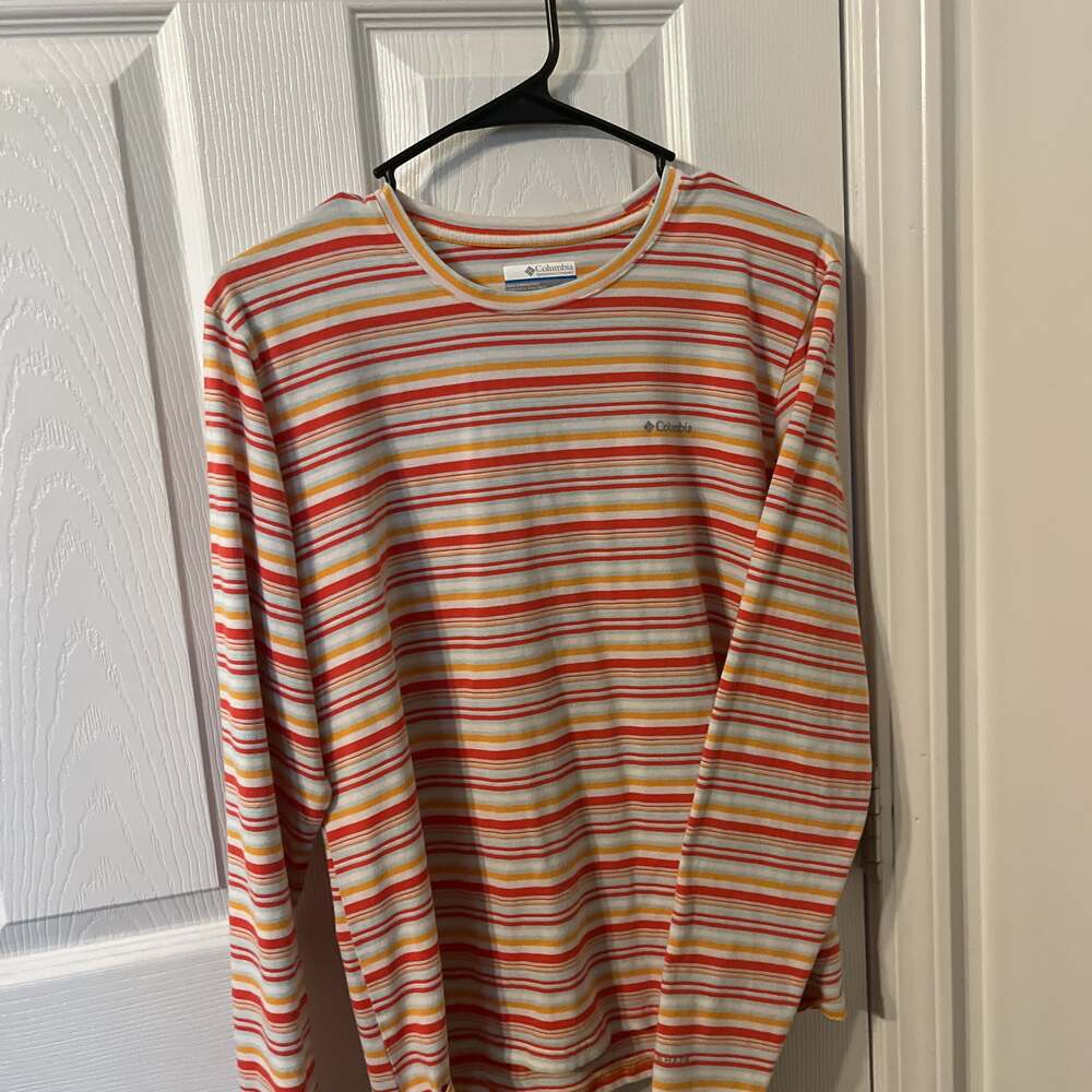 Columbia long sleeve size large multi color shirt.